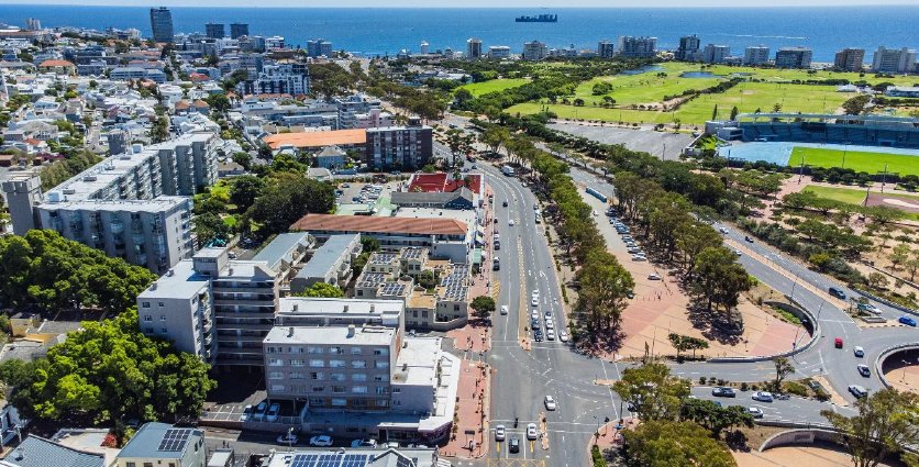  Bedroom Property for Sale in Green Point Western Cape